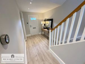 Entrance Hallway- click for photo gallery